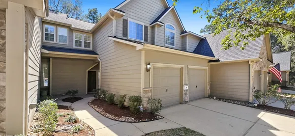 $314,900 | 14 Valley Oaks Circle, The Woodlands, TX 77382