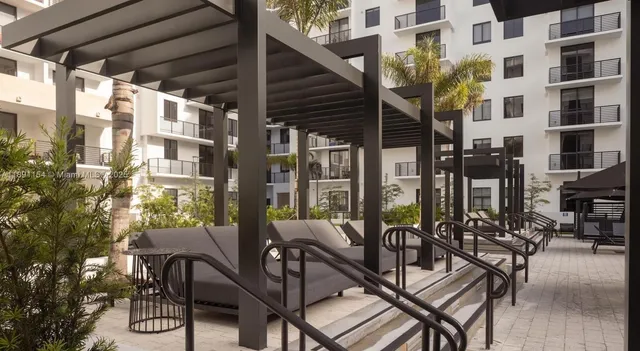 $2,603 | 11200 Biscayne Boulevard, Unit A1 6, Miami, FL 33181