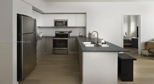 $2,603 | 11200 Biscayne Boulevard, Unit A1 6, Miami, FL 33181