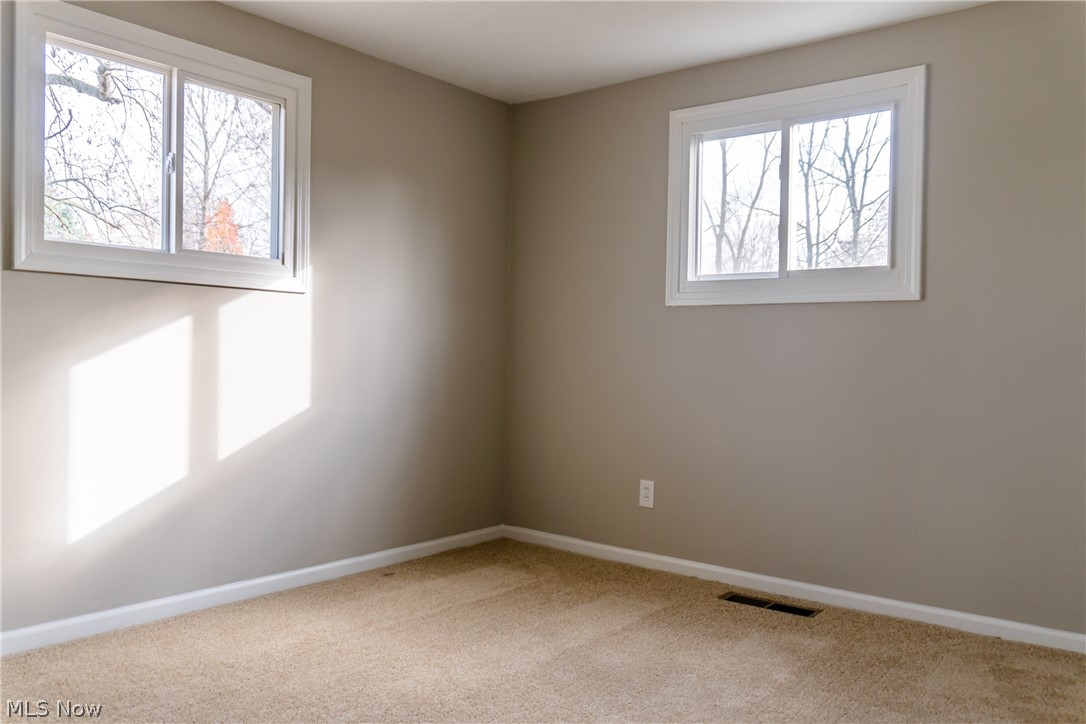 2878 Shelly Road Ravenna, OH 44266 - Photo 9 of 13 Gallery Image 9