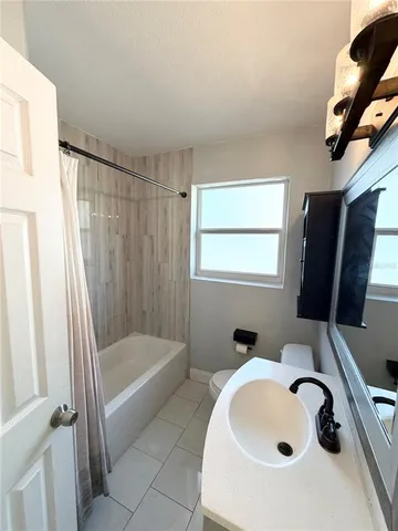 $3,300 | 3448 19th Street North, St. Petersburg, FL 33713