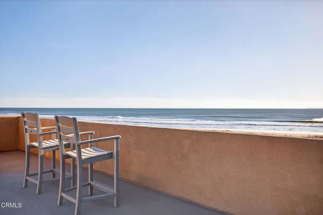 $3,895,000 | 2421 Ocean Drive, Oxnard, CA 93035