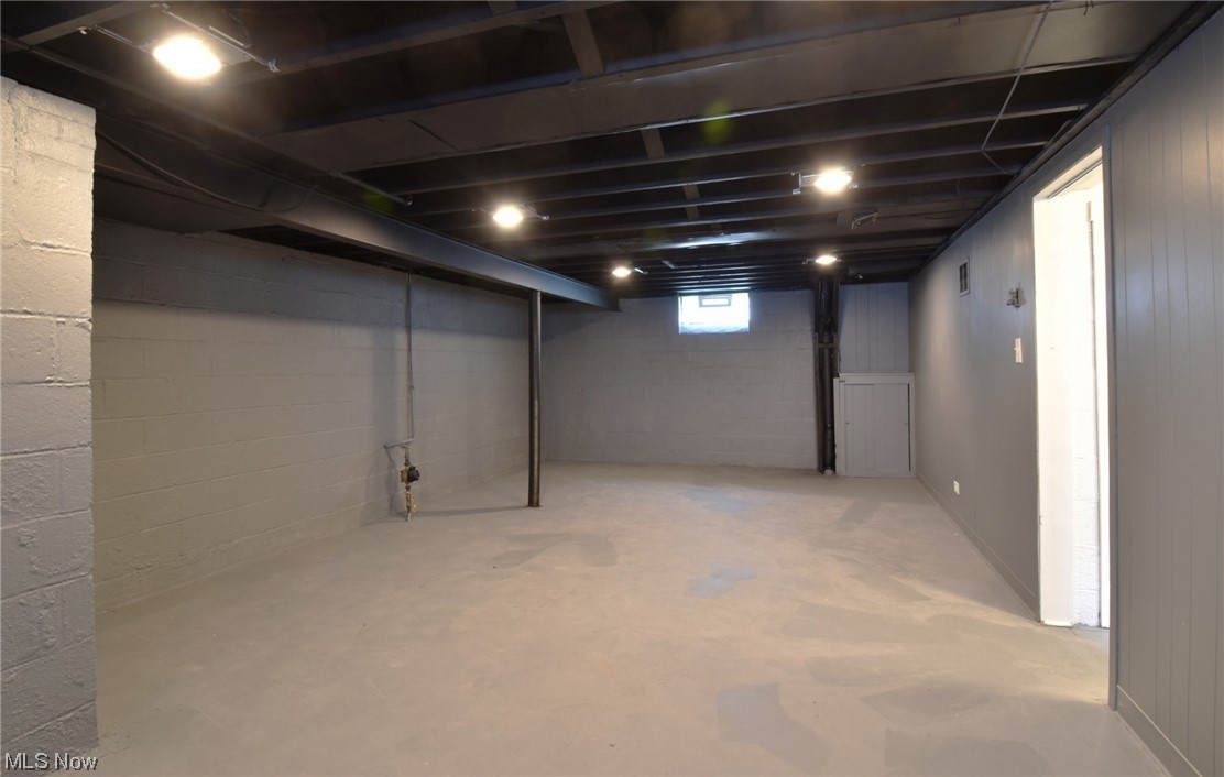 1259 Churchill Road Cleveland, OH 44124 - Photo 19 of 24 View of basement