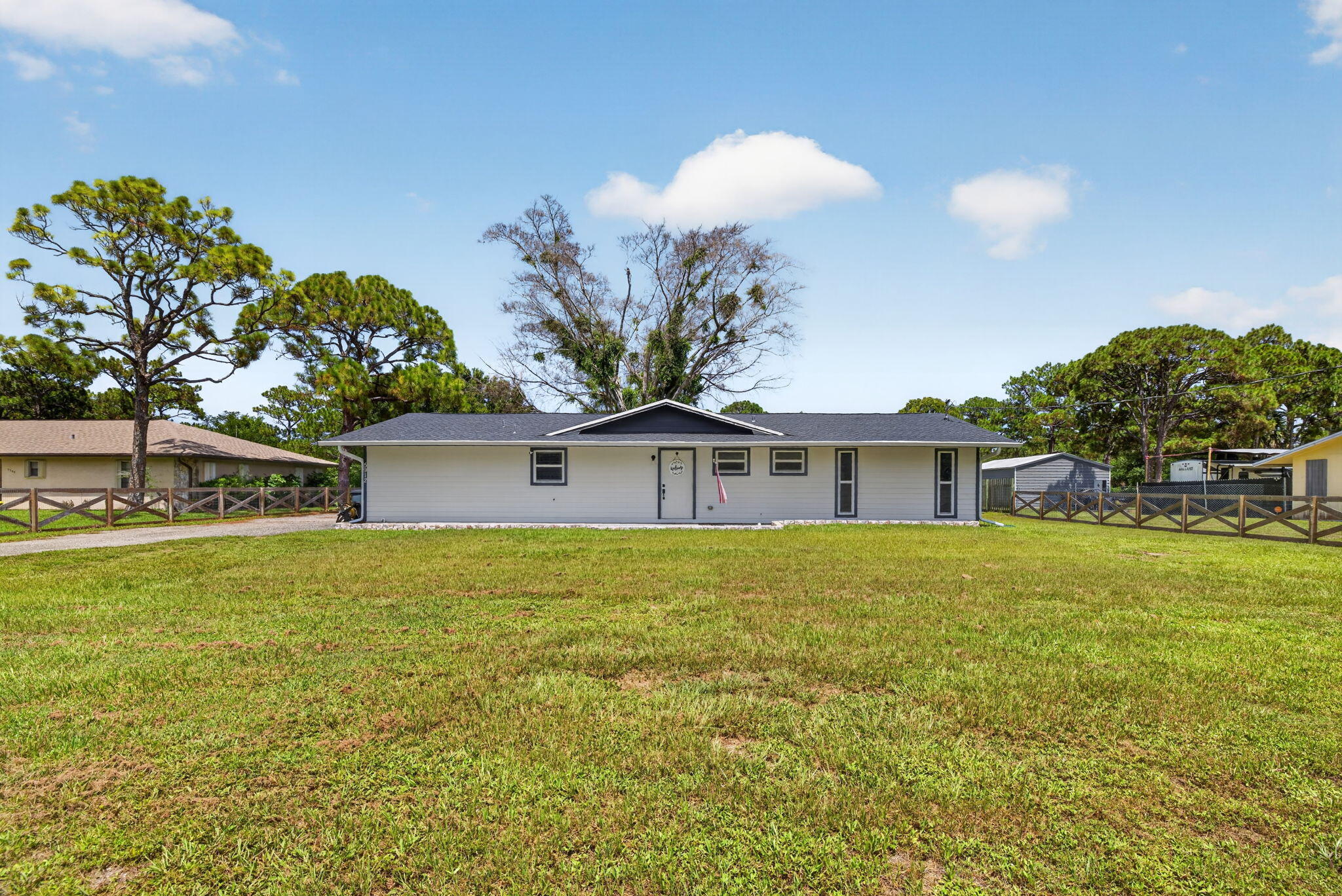 5912 Pinetree Drive Fort Pierce, FL 34982 - Photo 2 of 40 3-web-or-mls-3A5A1391