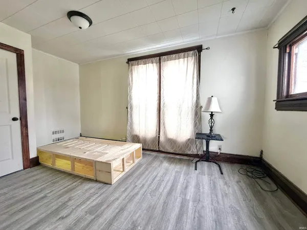 $109,900 | 233 East Commerce Street, Dunkirk, IN 47336