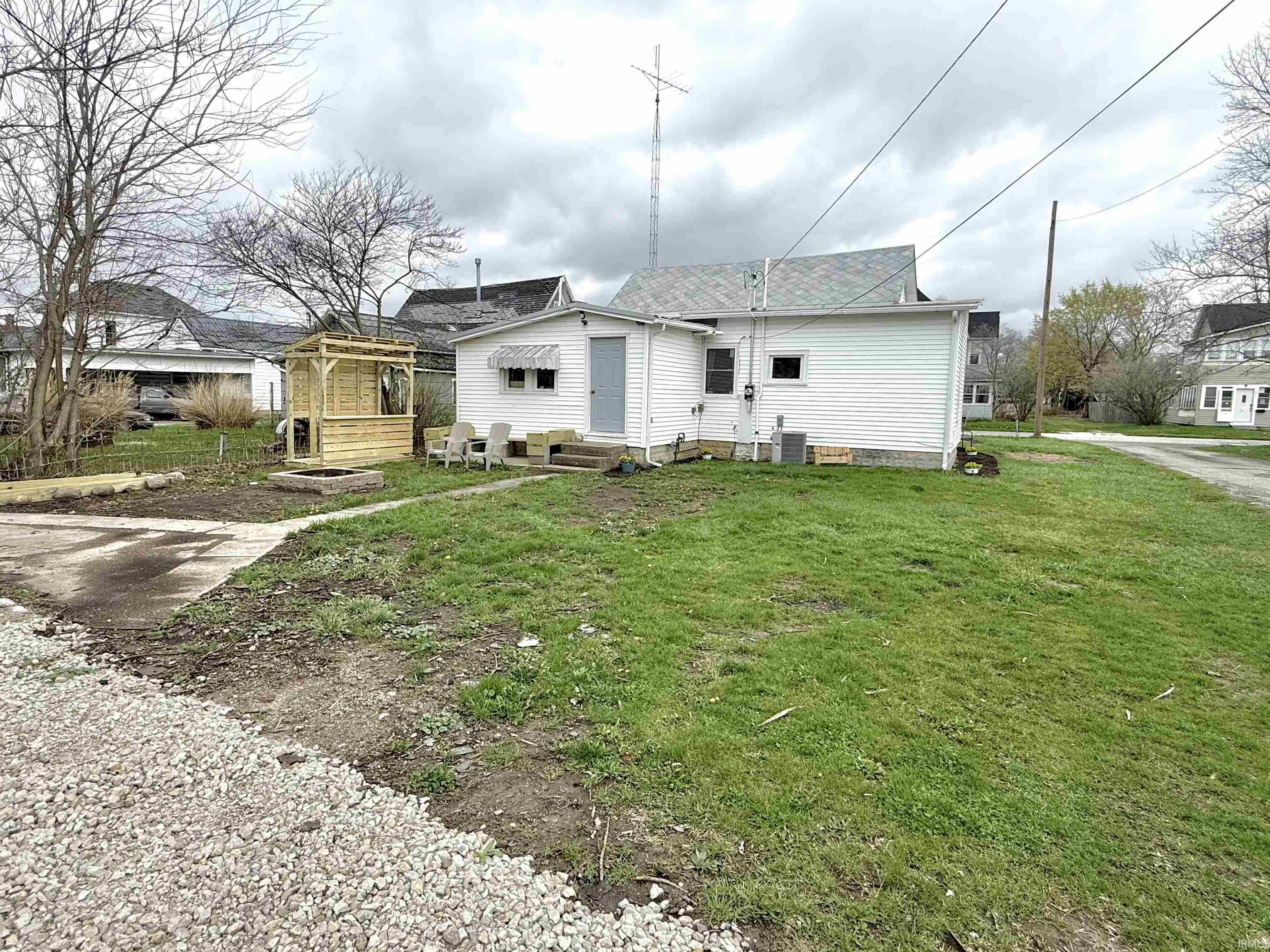 233 East Commerce Street Dunkirk, IN 47336 - Photo 23 of 24