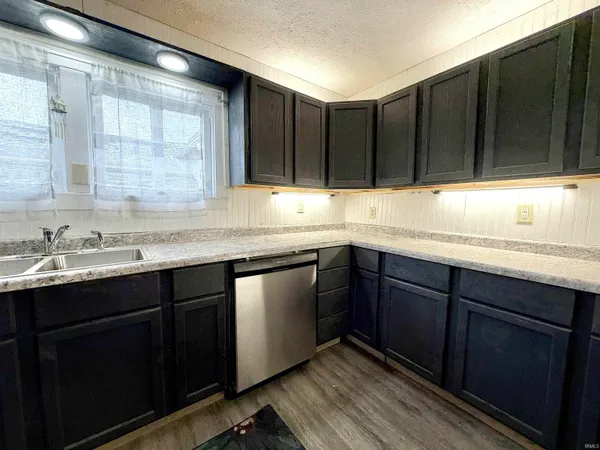 $109,900 | 233 East Commerce Street, Dunkirk, IN 47336