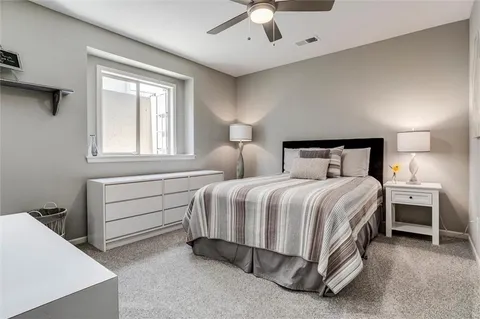 $575,000 | 19616 West 100th Terrace, Lenexa, KS 66220