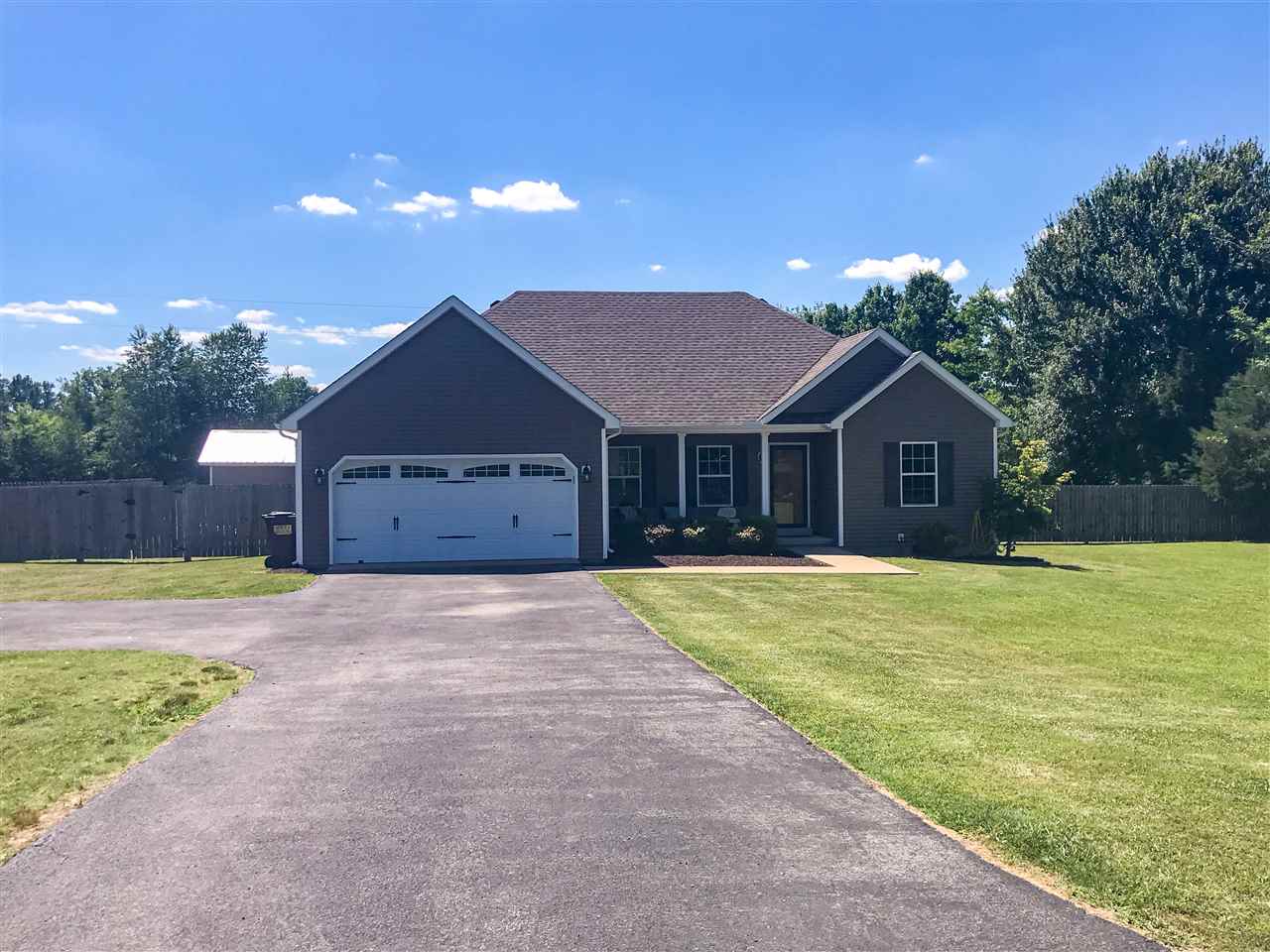 195 Greenbriar Road Alvaton, KY 42122 - Photo 1 of 23 Gallery Image 1