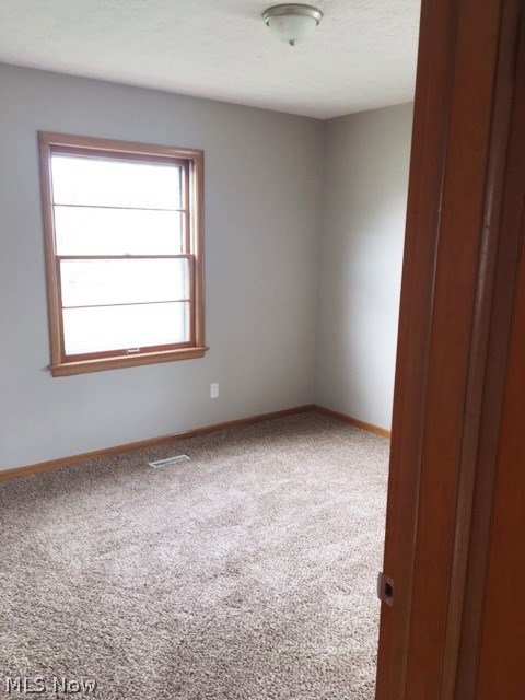 28806 Alton Road Wickliffe, OH 44092 - Photo 15 of 19 Gallery Image 15