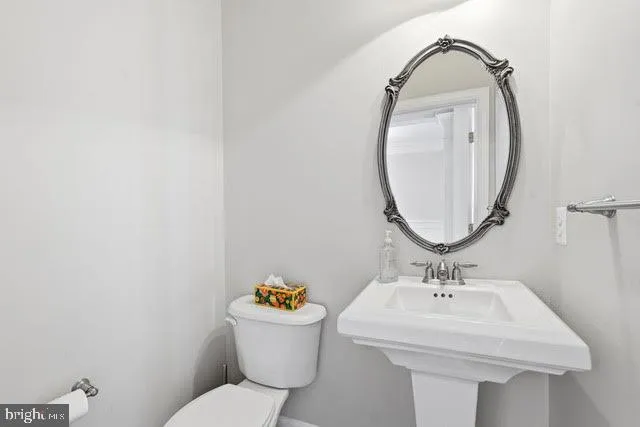 $5,250 | 7976 Vigne Court, Vienna, VA 22182