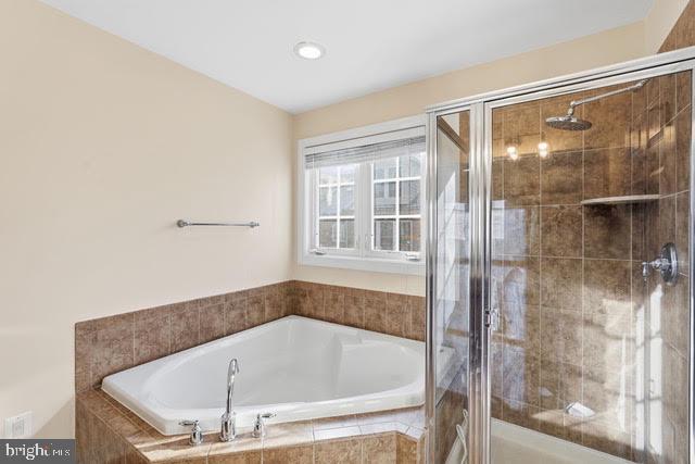 7976 Vigne Court Vienna, VA 22182 - Photo 21 of 46