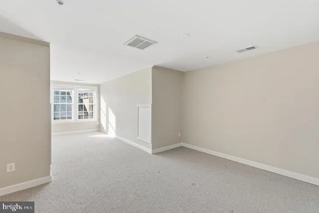 $5,250 | 7976 Vigne Court, Vienna, VA 22182