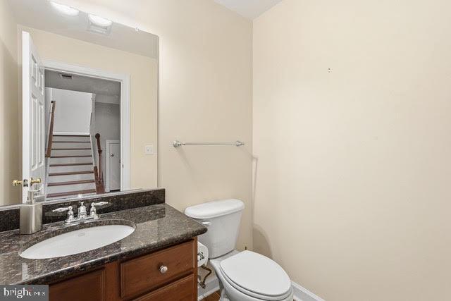 7976 Vigne Court Vienna, VA 22182 - Photo 37 of 46