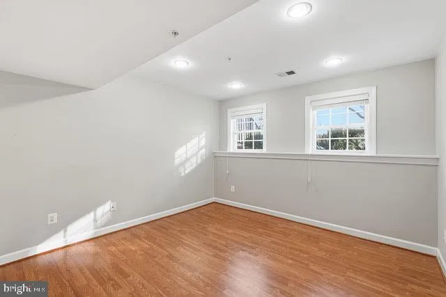 $5,250 | 7976 Vigne Court, Vienna, VA 22182