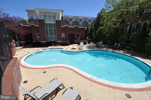 $5,250 | 7976 Vigne Court, Vienna, VA 22182