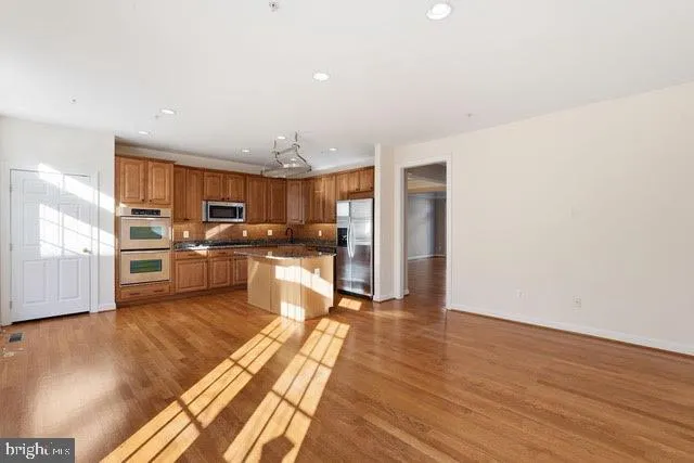 $5,250 | 7976 Vigne Court, Vienna, VA 22182