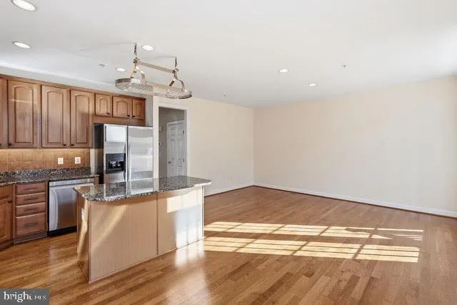 $5,250 | 7976 Vigne Court, Vienna, VA 22182