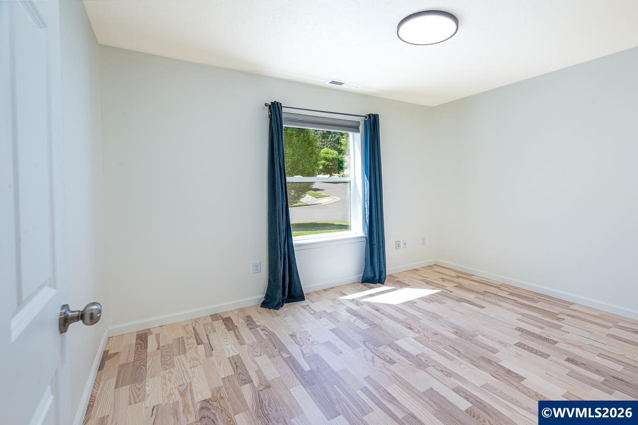 2501 Southwest Wolverine Drive Corvallis, OR 97333 - Photo 21 of 38