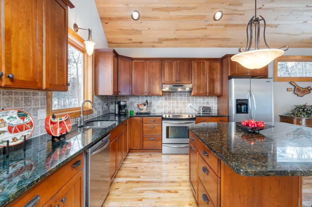 6359 Eshquaguma Road Gilbert, MN 55741 - Photo 7 of 24
