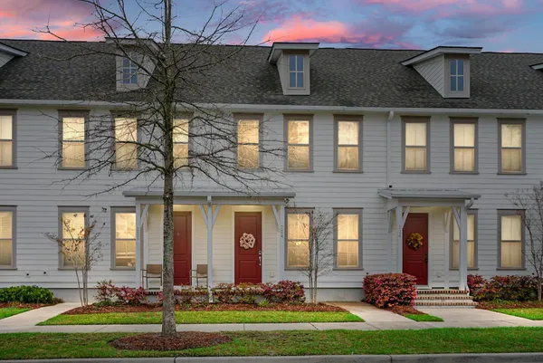 $375,000 | 224 Oak Park Street, Summerville, SC 29486