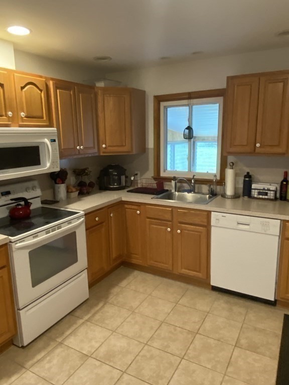 148 Rocky Hill Road Hadley, MA 01035 - Photo 10 of 14 Gallery Image 10