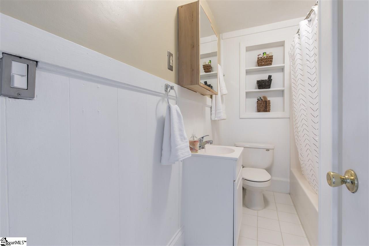 117 Ridgeway Drive Greenville, SC 29607 - Photo 16 of 22