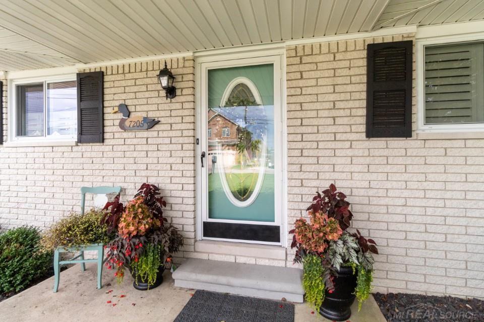7205 Bluebill Road Algonac, MI 48001 - Photo 37 of 37 50056270-36.JPG