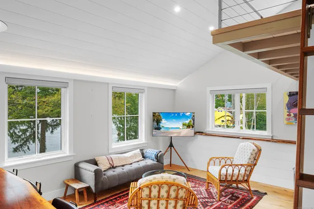 $2,300 | 65 Landing Road, Unit STUDIO, Higganum, CT 06441