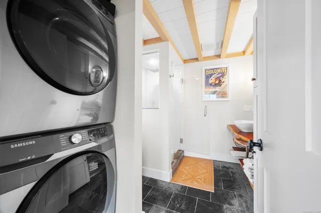 $2,300 | 65 Landing Road, Unit STUDIO, Higganum, CT 06441