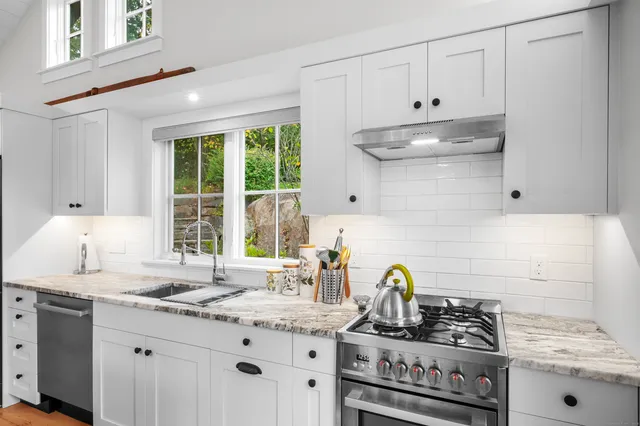 $2,300 | 65 Landing Road, Unit STUDIO, Higganum, CT 06441