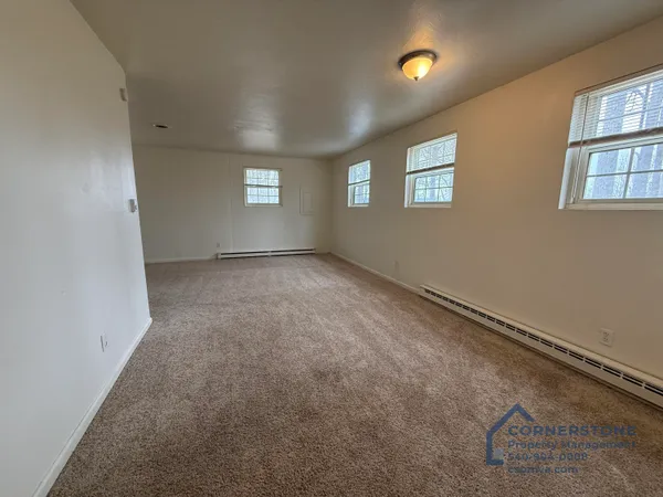 $1,035 | 6700 Shingle Ridge Road, Unit 7B, Roanoke, VA 24018