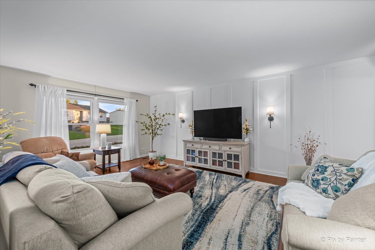 666 Surryse Road Lake Zurich, IL 60047 - Photo 17 of 44 Gallery Image 17