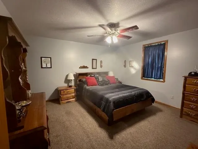 $475,000 | 2454 South 300 East Road, Huntington, IN 46750