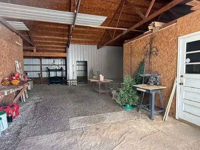 $475,000 | 2454 South 300 East Road, Huntington, IN 46750