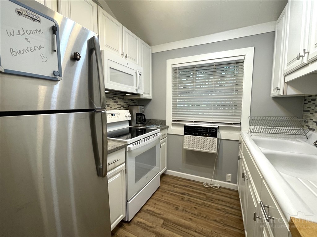 430 Laurel Ridge Banner Elk, NC 28604 - Photo 16 of 39