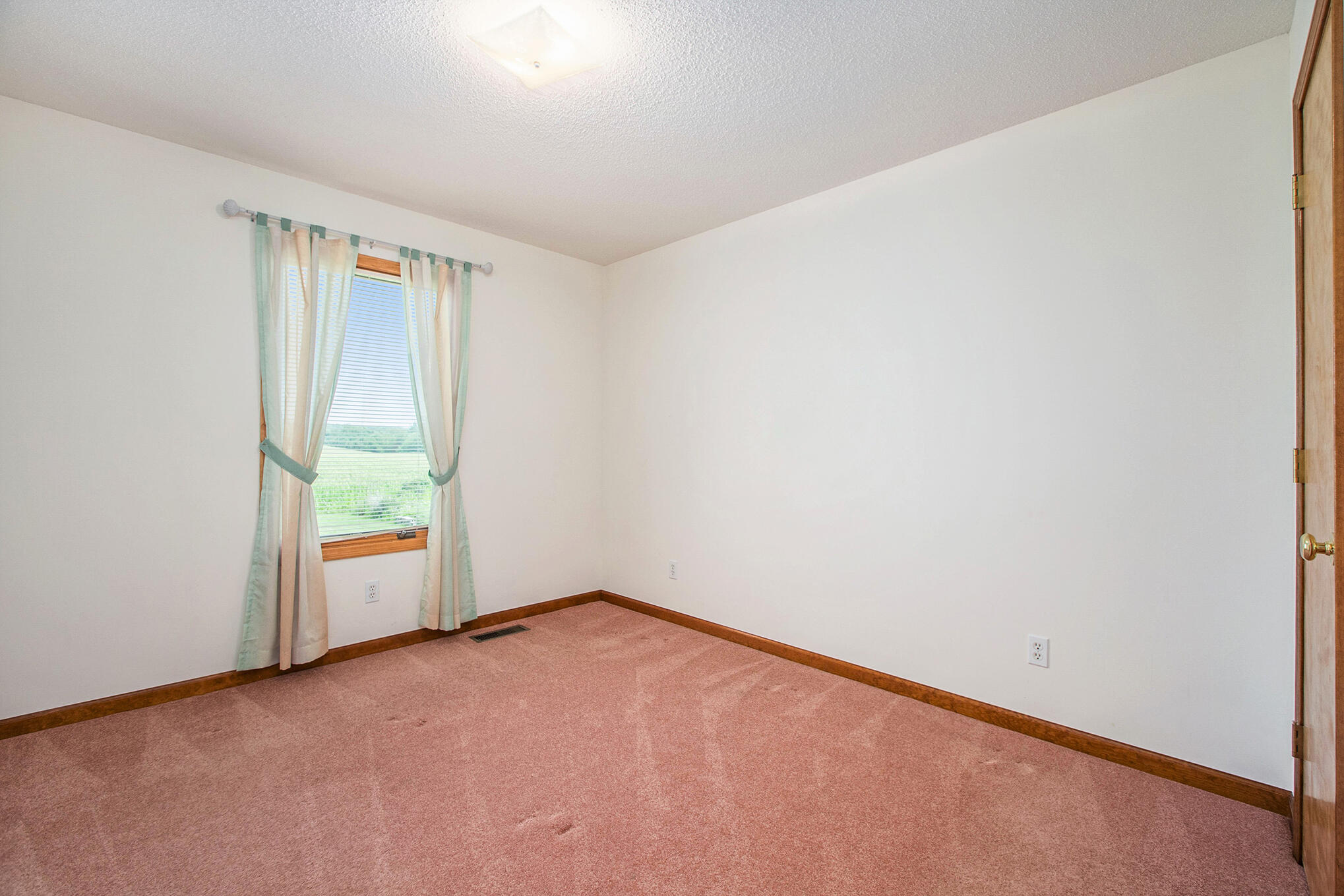 2165 Portage Road Niles, MI 49120 - Photo 24 of 35 IMG_2755