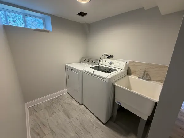$2,900 | 544 Glendale Avenue, Glen Ellyn, IL 60137