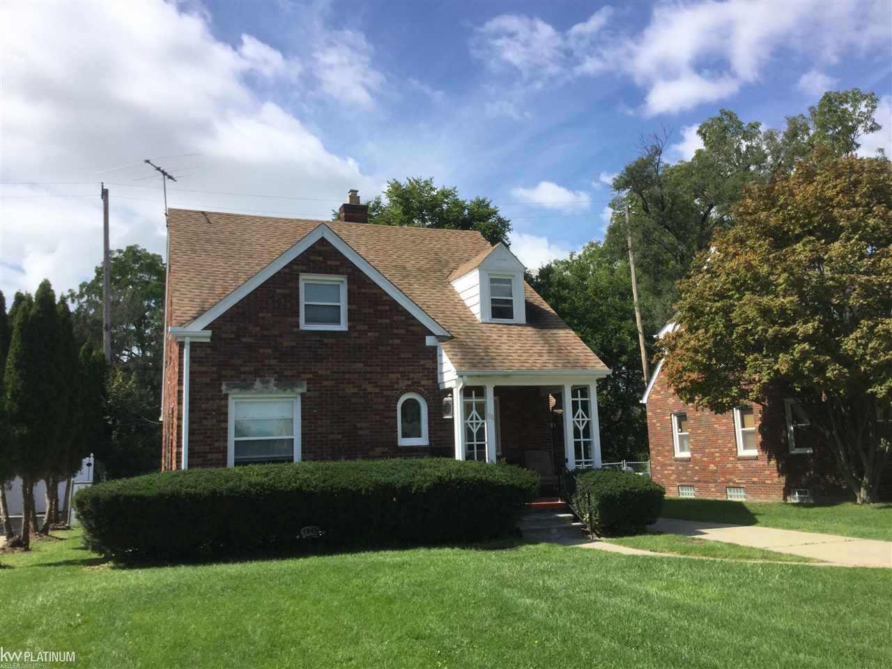 96 Riverside Drive Mount Clemens, MI 48043 - Photo 1 of 35 GREAT CURB APPEAL