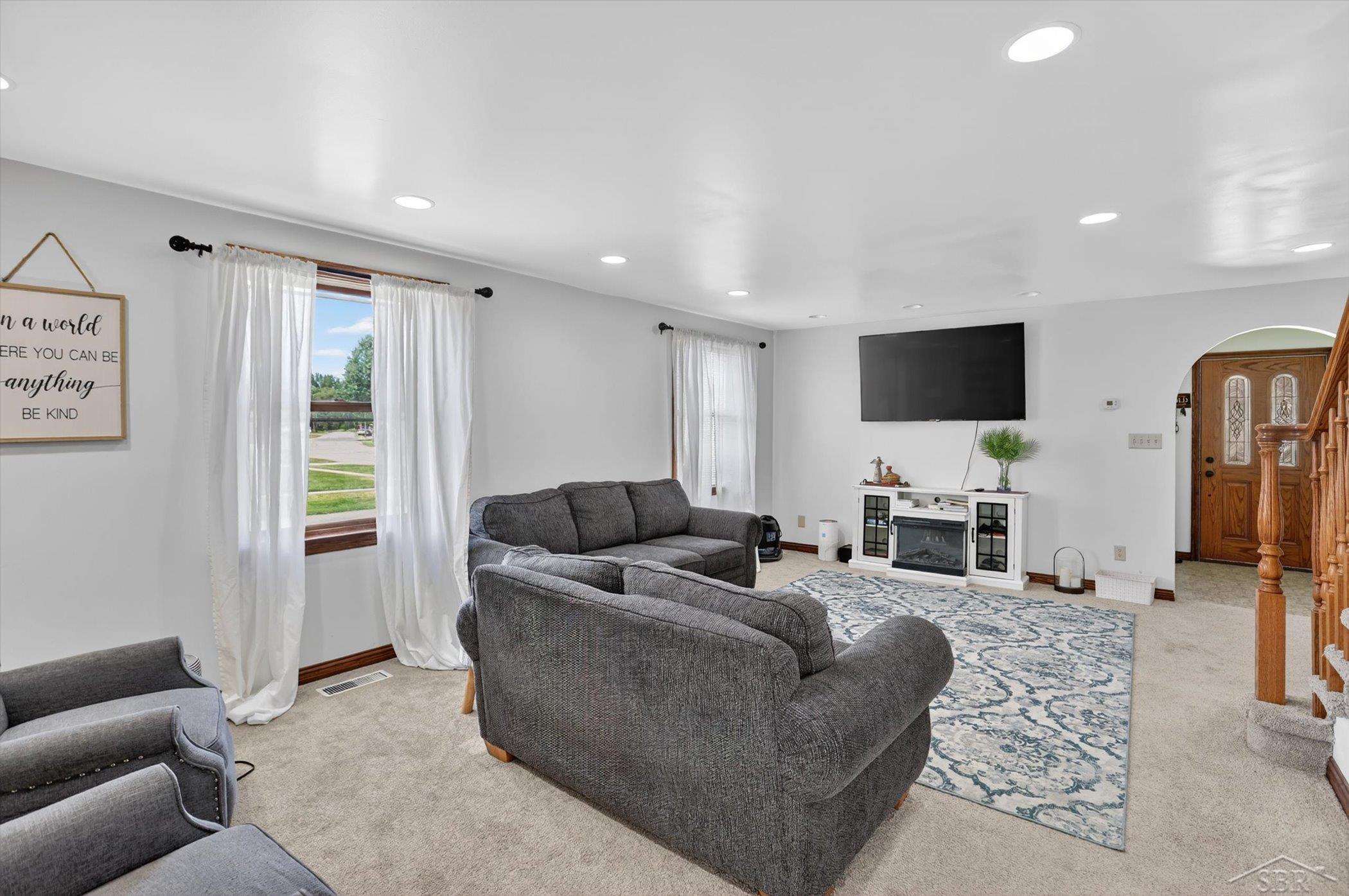 304 South 5th Street Sebewaing, MI 48759 - Photo 5 of 25