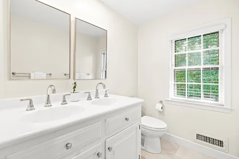 $2,950,000 | 10 Colgate Road, Wellesley, MA 02482