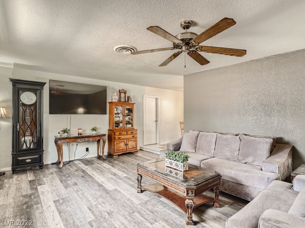 7901 Rodeo Drive Las Vegas, NV 89123 - Photo 3 of 26 Gallery Image 3