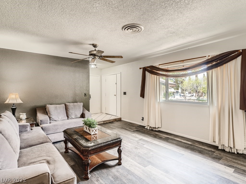 7901 Rodeo Drive Las Vegas, NV 89123 - Photo 5 of 26 Gallery Image 5