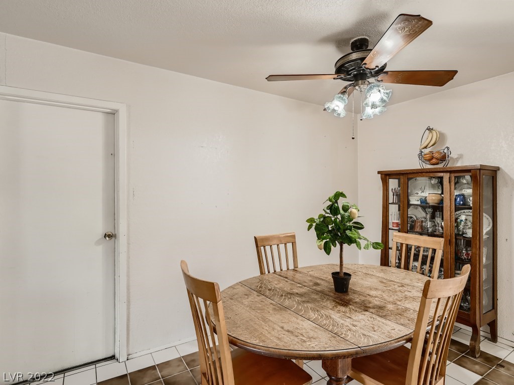 7901 Rodeo Drive Las Vegas, NV 89123 - Photo 6 of 26 Gallery Image 6