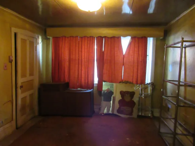 a view of a storage & utility room