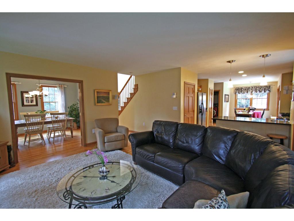 72 Thornton Ferry Rd II Amherst, NH 03031 - Photo 5 of 36