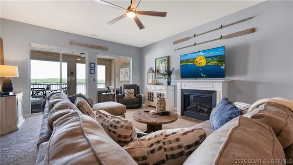 $489,000 | 184 Plaza Gardens Court, Unit 5E, Camdenton, MO 65020