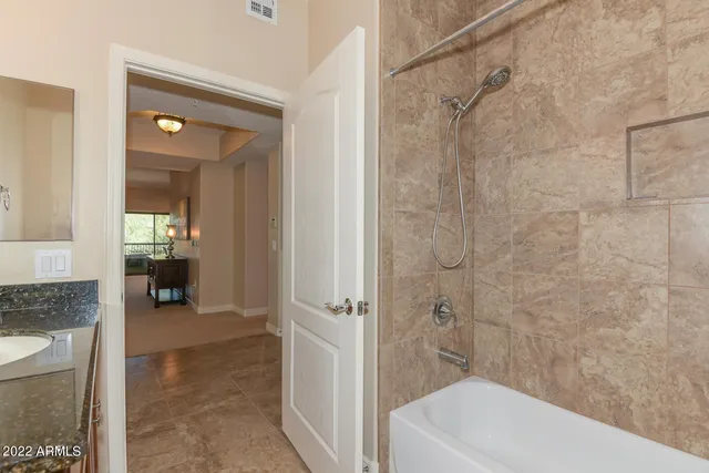 $6,000 | 21320 North 56th Street, Unit 2085, Phoenix, AZ 85054