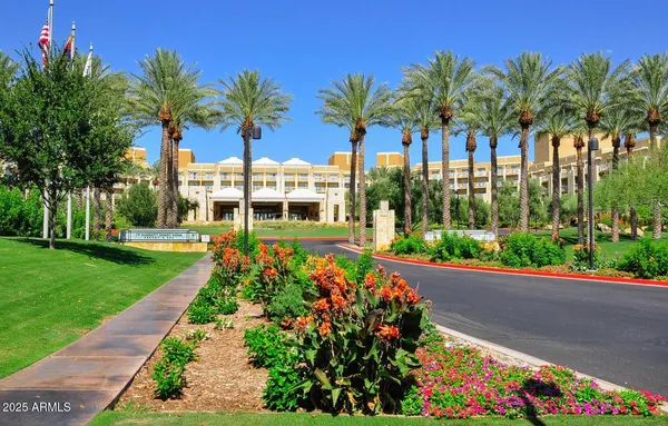 $6,000 | 21320 North 56th Street, Unit 2085, Phoenix, AZ 85054