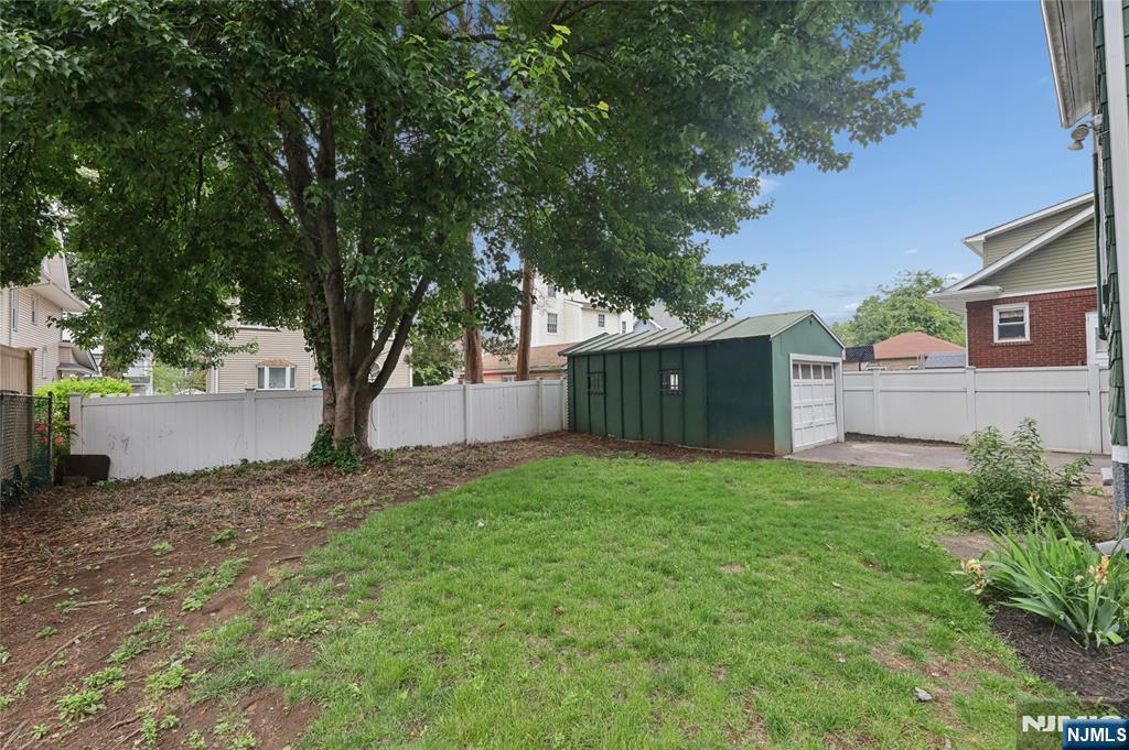42 Walnut Street Rutherford, NJ 07070 - Photo 31 of 39
